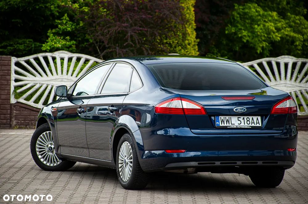 Ford Mondeo 2.0 Champions Edition - 12
