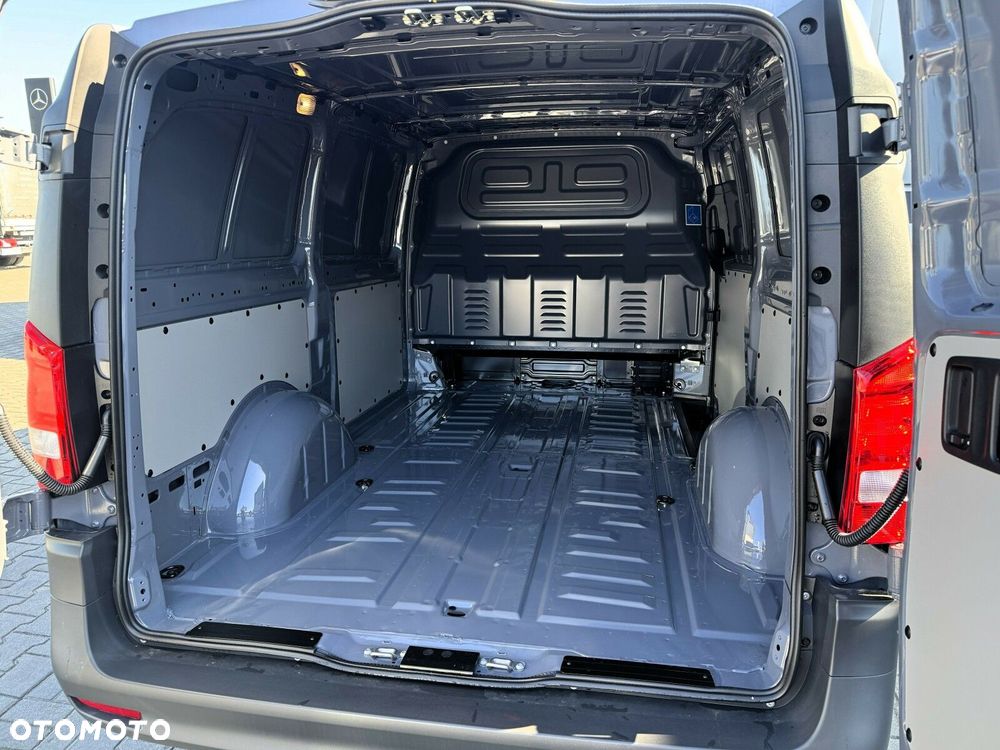 Mercedes-Benz Vito 116 CDi Furgon Długi PRO - 12