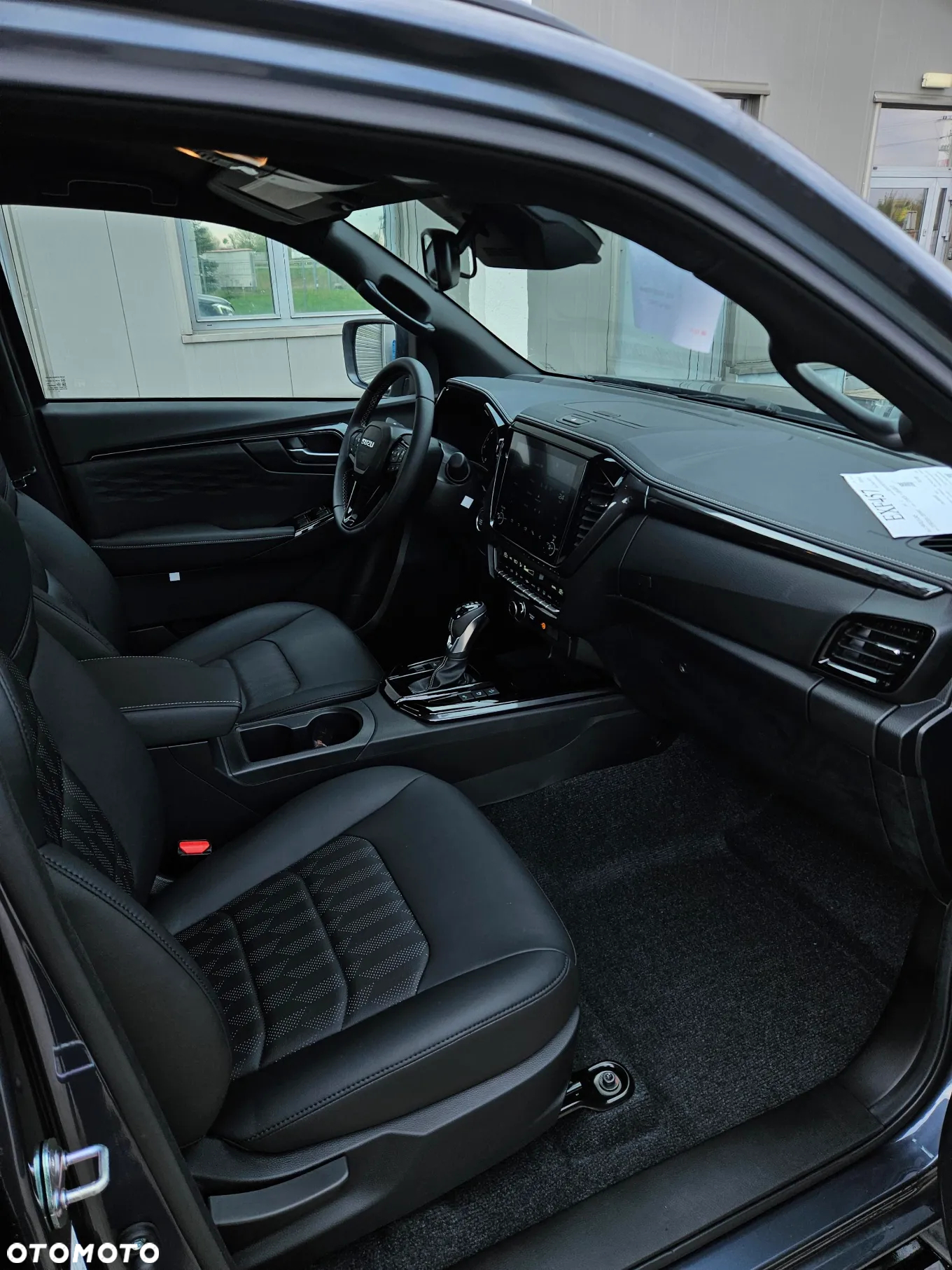 Isuzu D-Max 1.9 DC LSE - 4