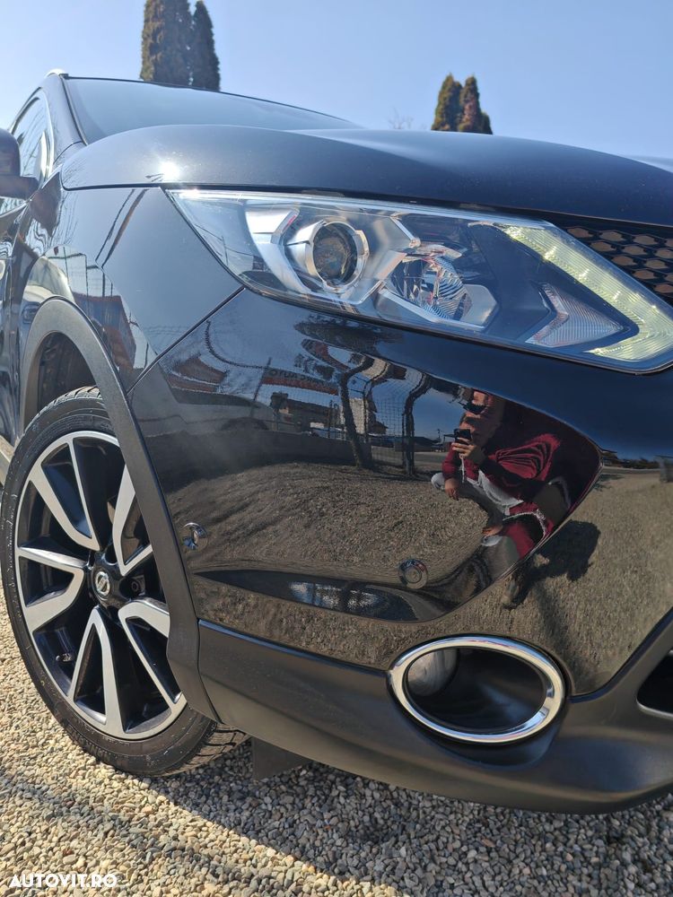 Nissan Qashqai 1.6 DCI 4 x 4 DPF Start/Stop tekna - 28