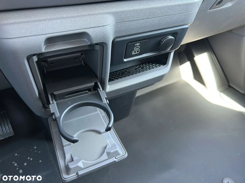 Volkswagen Transporter Furgon PLUS/5-cio osob./AUTOMAT (L2) 2.0 TDI 150KM, r.o. 3500 mm - 31