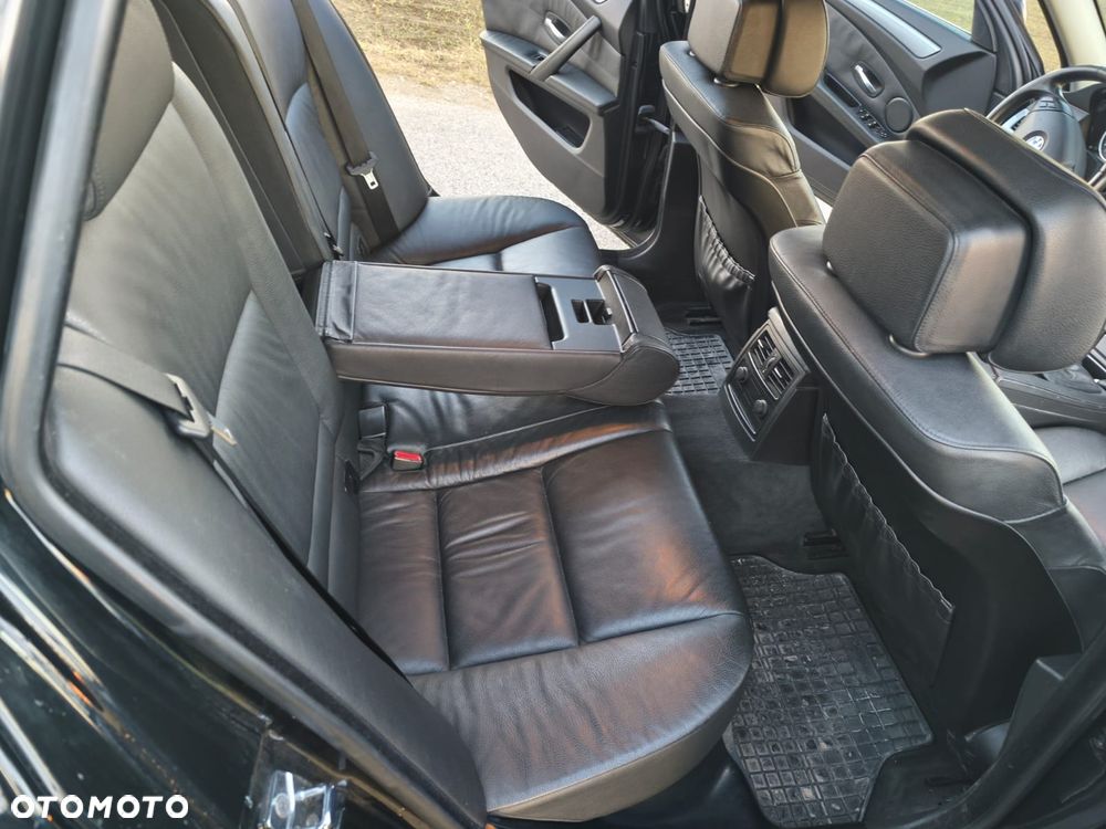 BMW Seria 5 520d Edition Sport - 25
