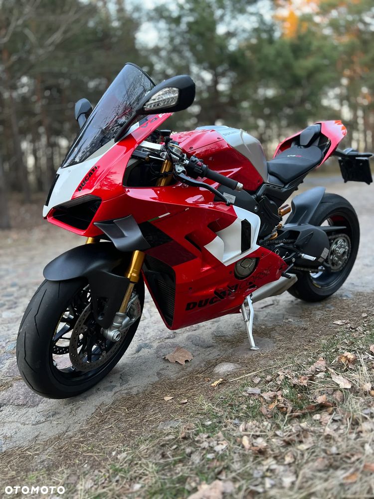 Ducati Panigale V4R - 11