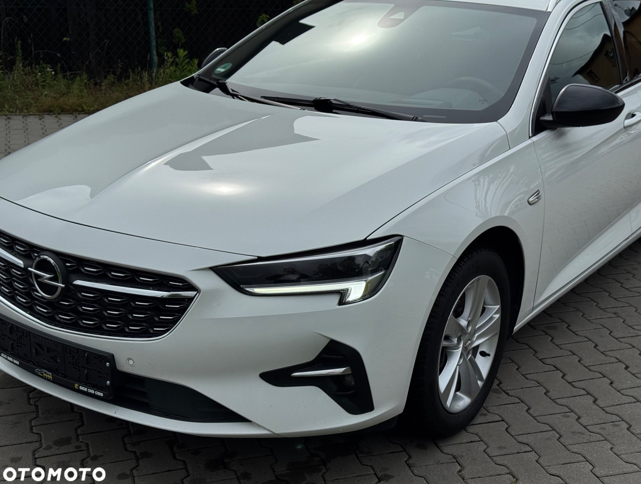 Opel Insignia 2.0 CDTI 4x4 Business Elegance S&S - 2