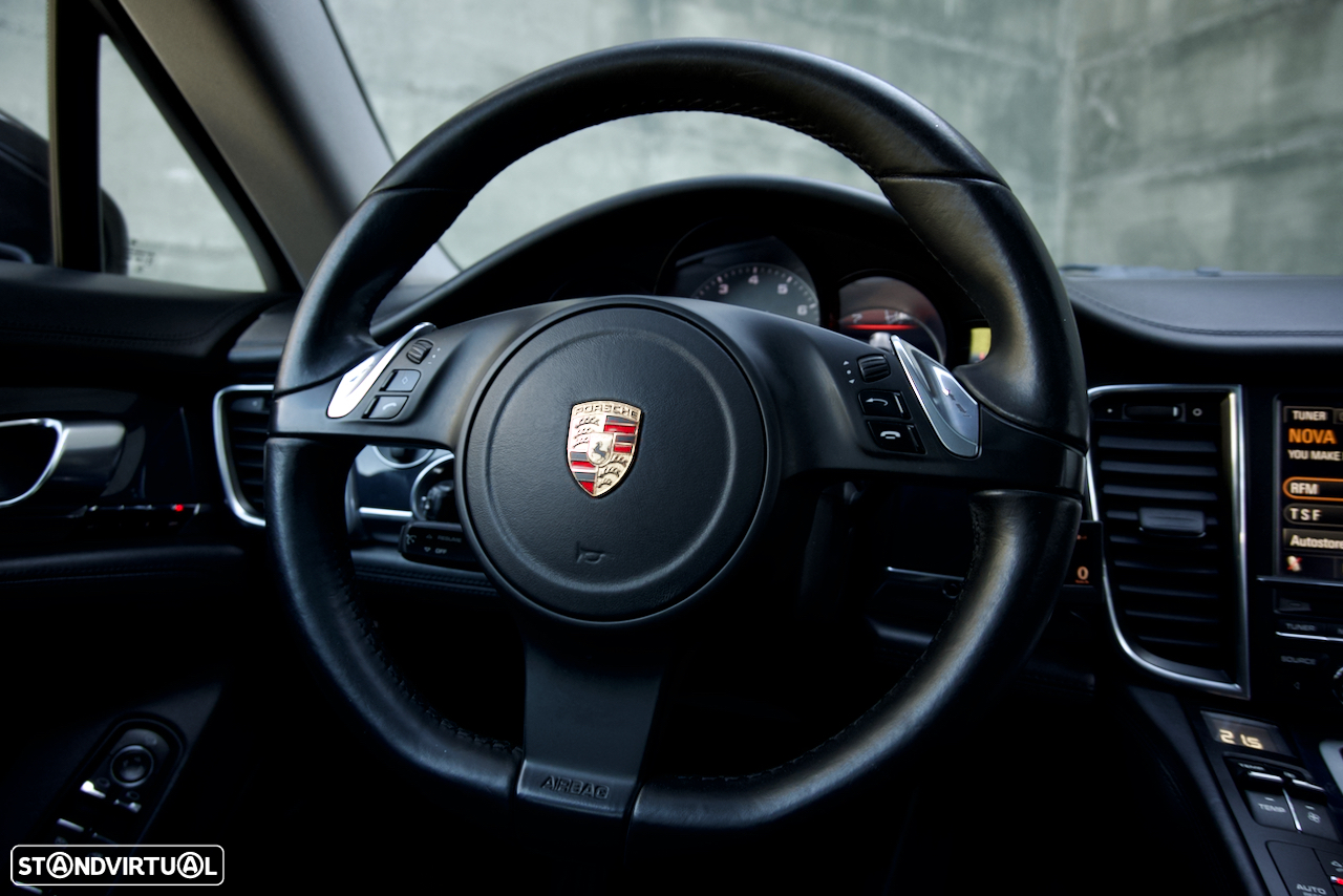 Porsche Panamera S Hybrid - 34