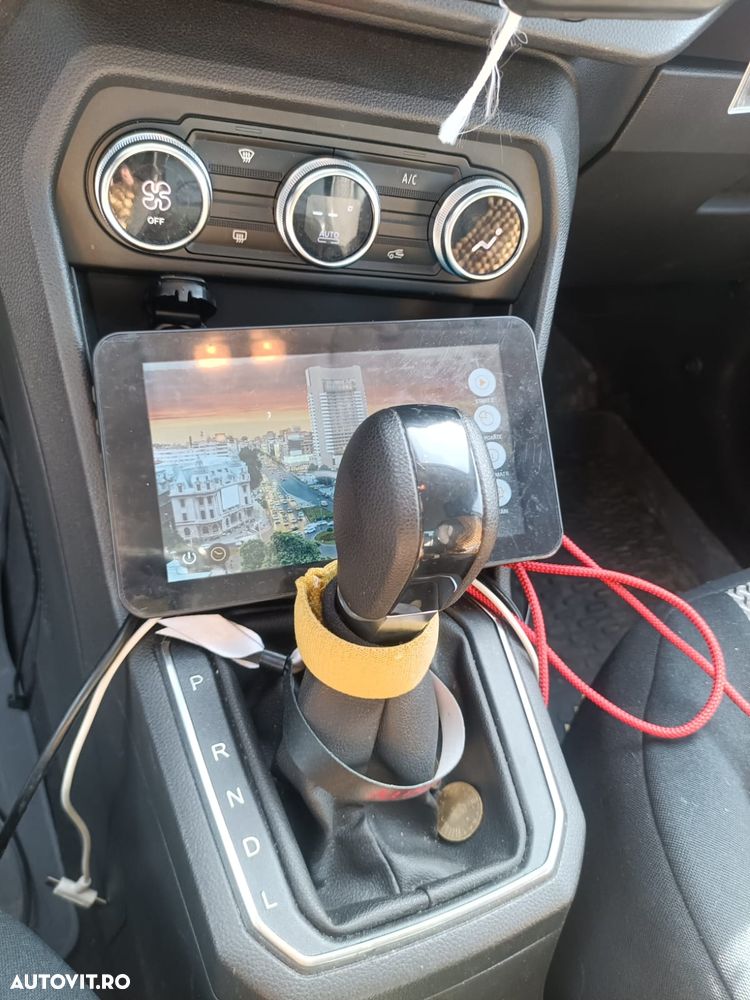 Dacia Logan TCe 90 CVT Expression - 6