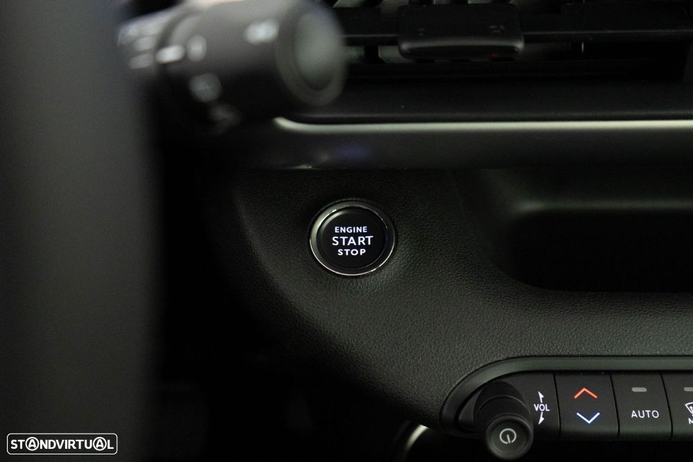 Jeep Avenger 54 kWh Summit - 23