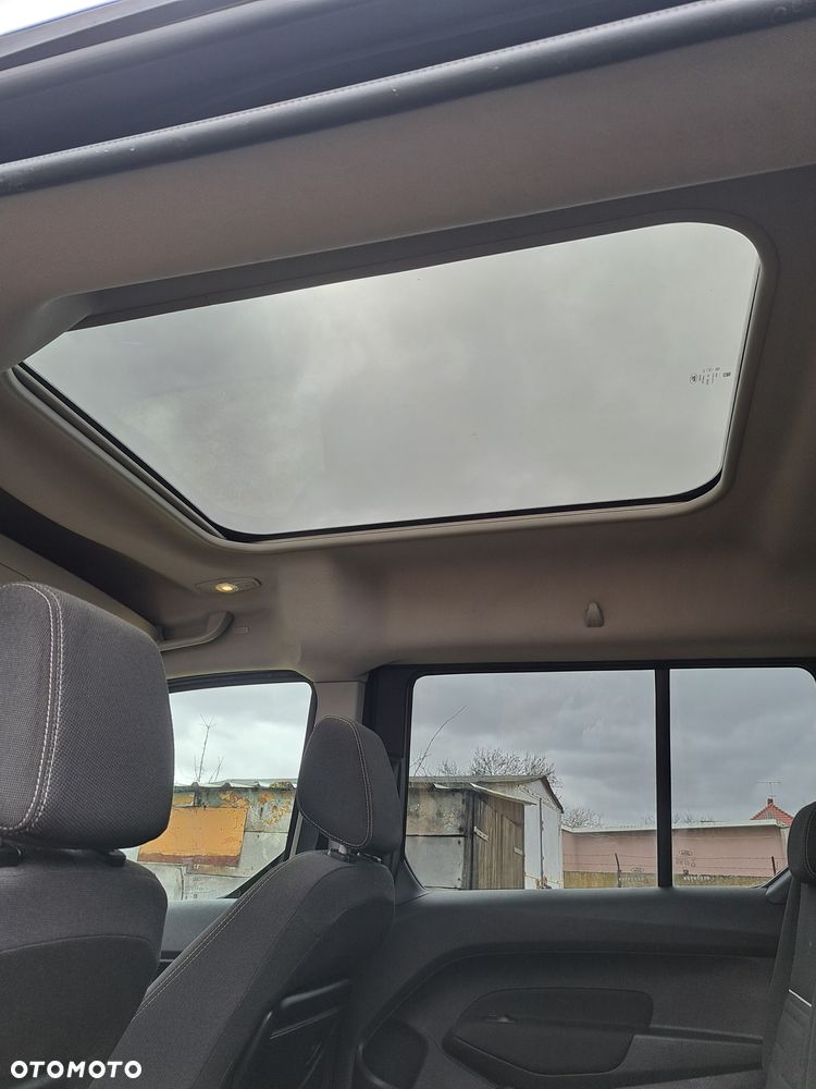 Ford Tourneo Connect Grand - 10