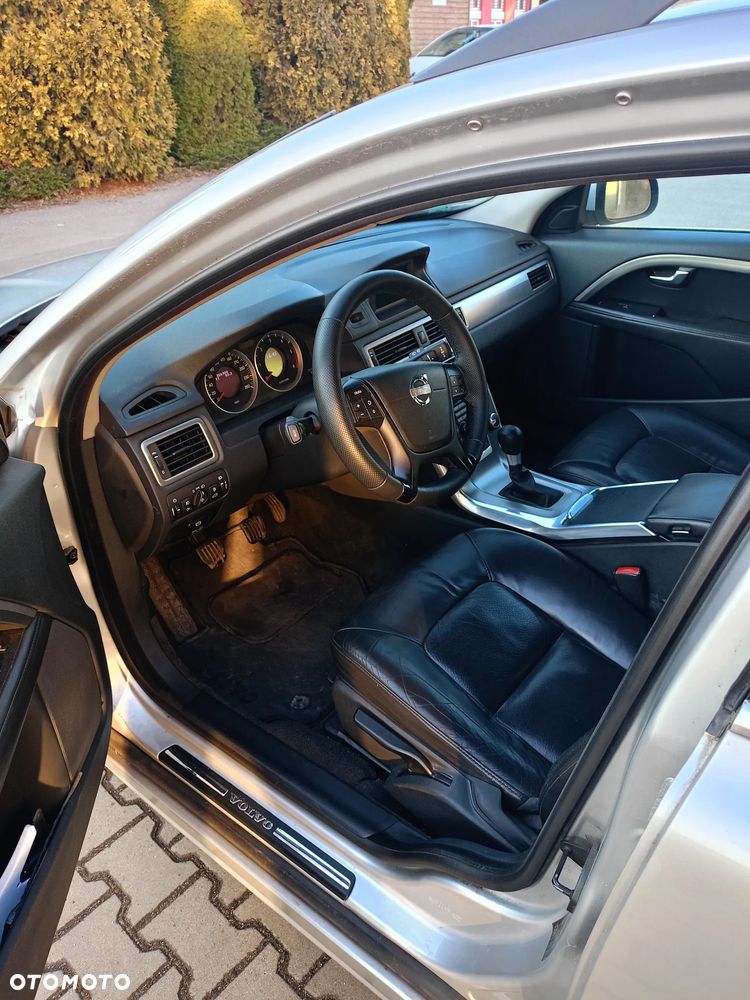 Volvo V70 D2 Ocean Race - 8