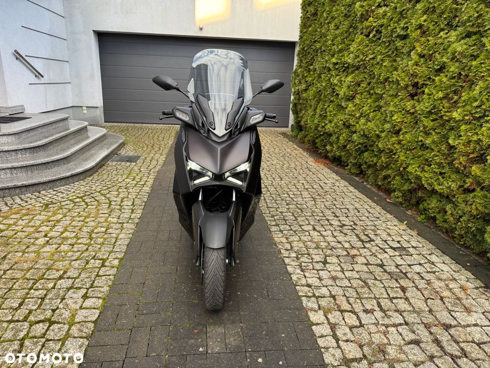 Yamaha X-max - 3