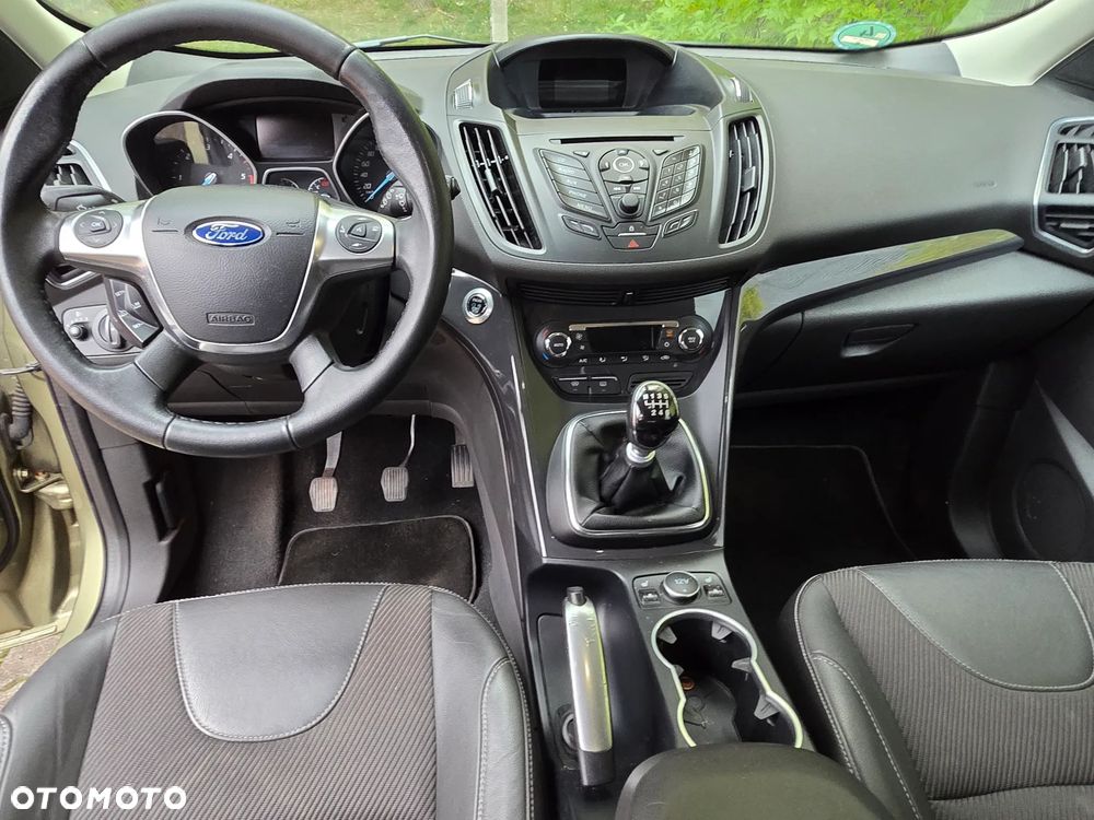 Ford Kuga 2.0 TDCi FWD Titanium - 6