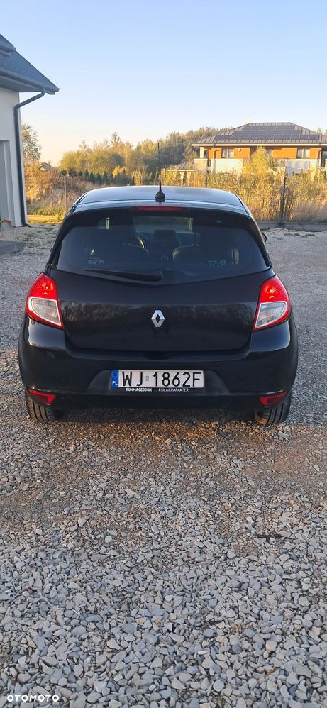 Renault Clio - 7