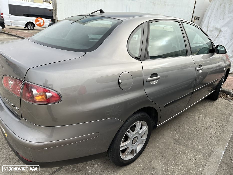 Seat Cordoba 2003 Gasolina para Peças - 4