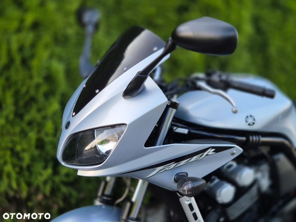 Yamaha FZ6 - 13