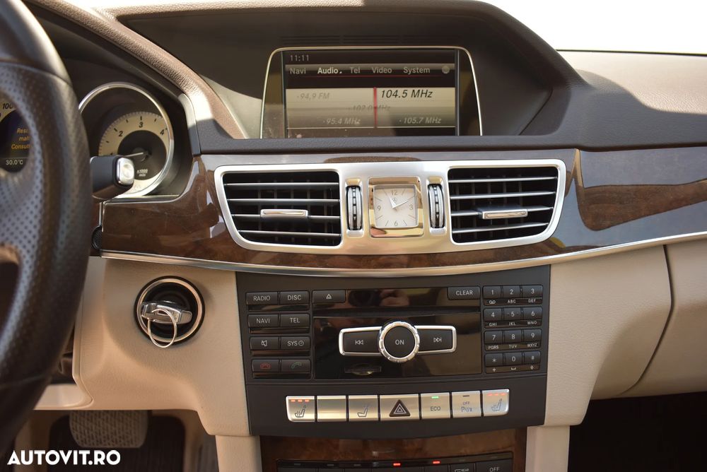 Mercedes-Benz E 250 CDI 4Matic - 12