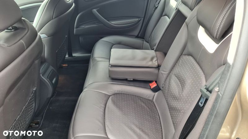 Citroën C5 2.2 HDi Exclusive - 22