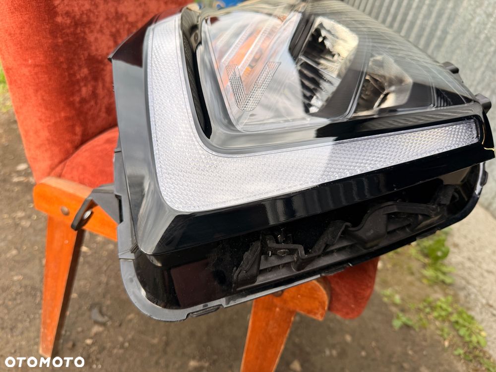 Kia Sportage 5 , V 21- lampa reflektor lewy led 92101r2000 - 5