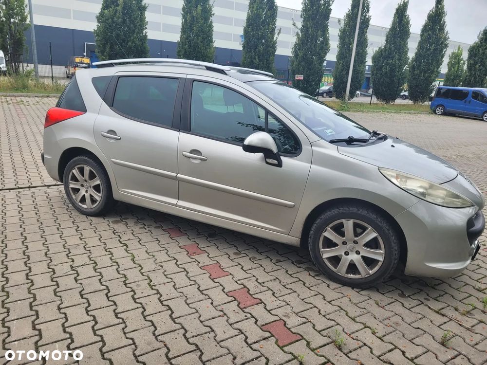 Peugeot 207 1.6 - 4