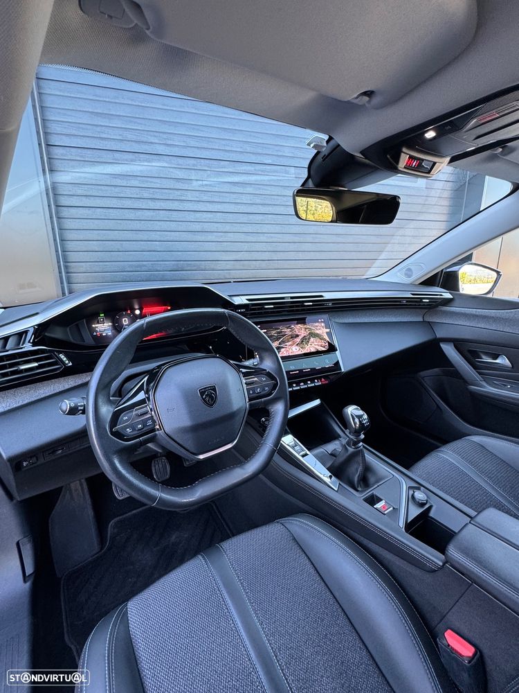 Peugeot 308 SW - 11