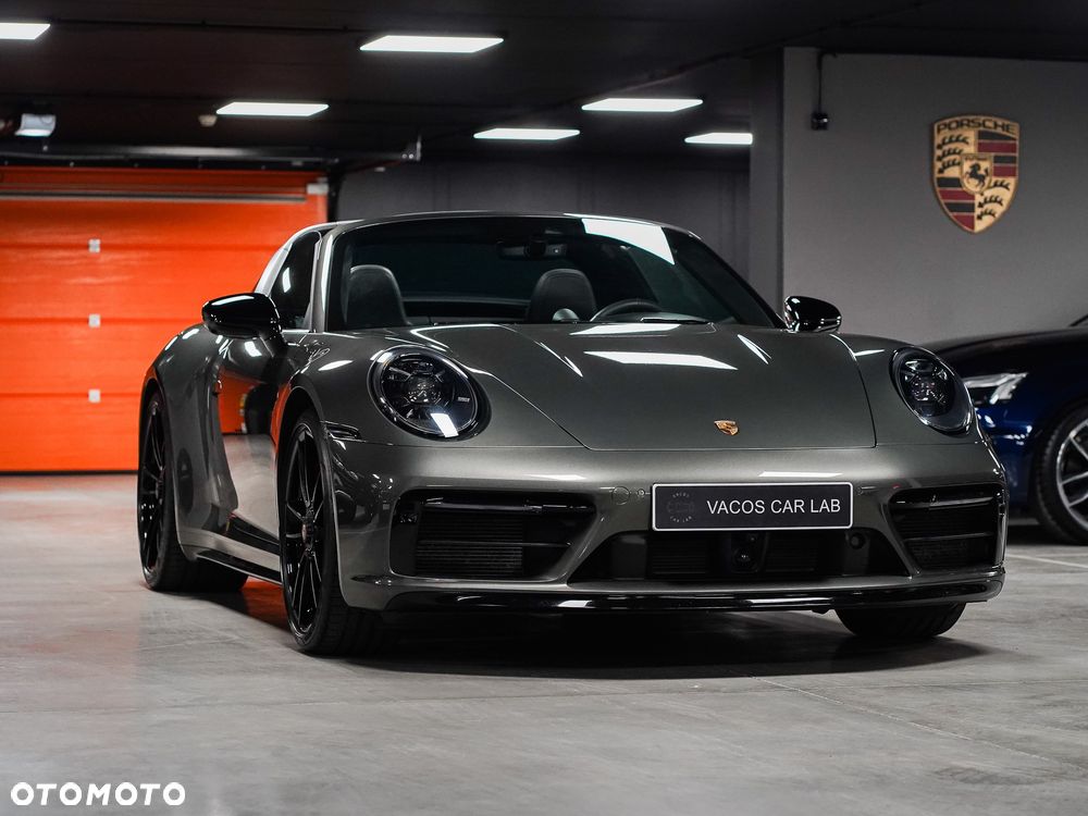 Porsche 911 Targa 4 GTS - 1