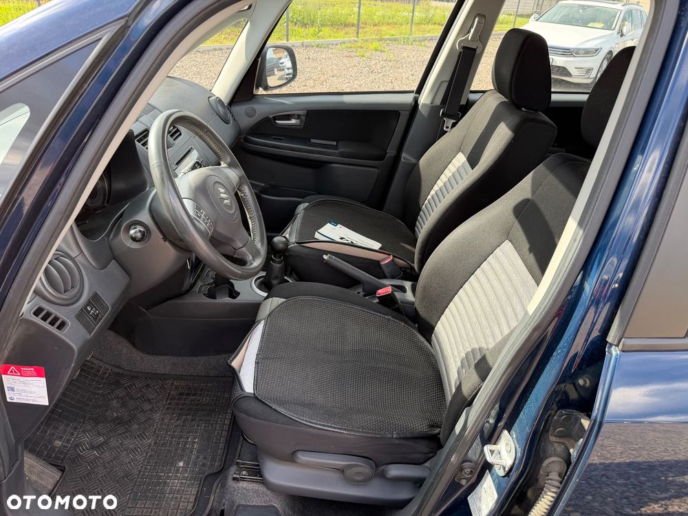 Suzuki SX4 1.6 VVT 4x2 Style - 12