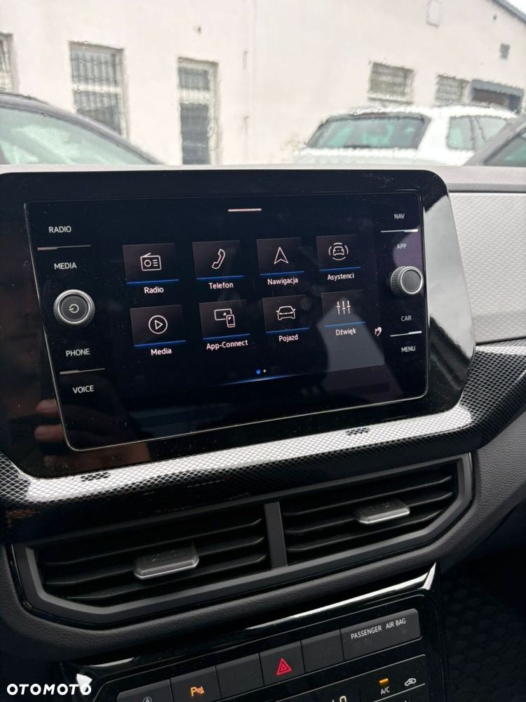 Volkswagen T-Cross - 20