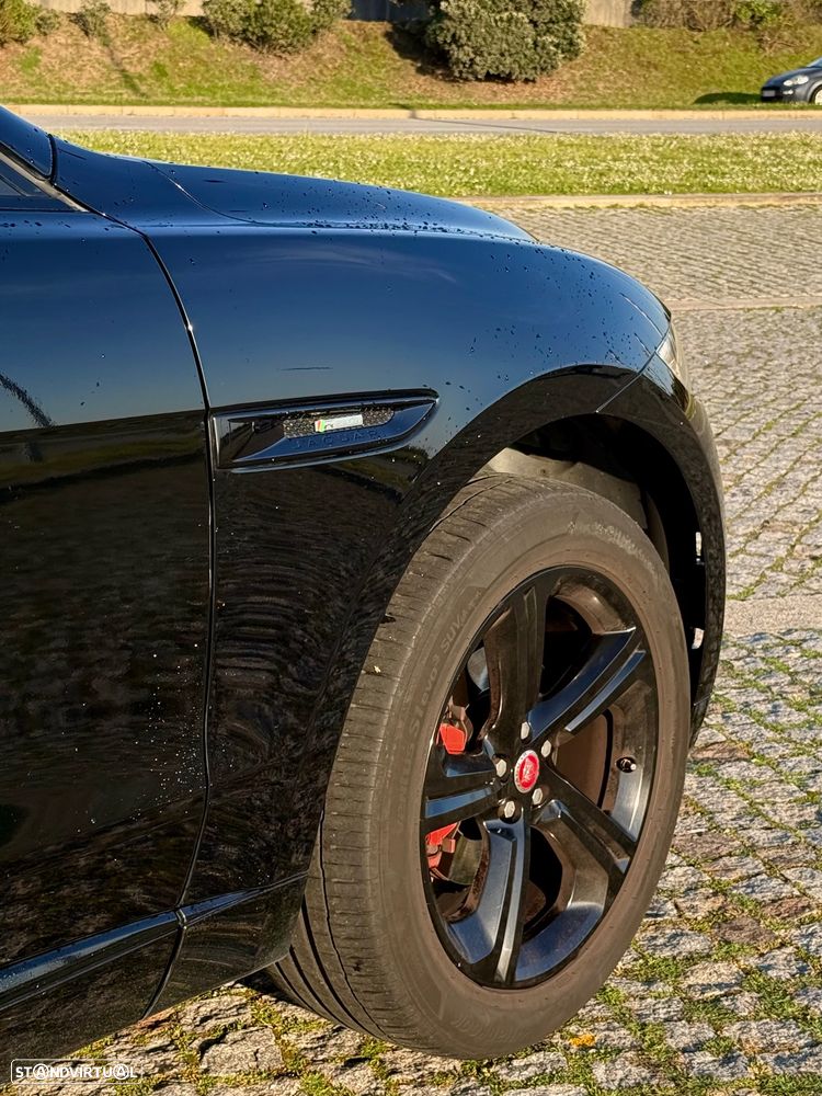 Jaguar F-Pace 20d AWD Aut. R-Sport - 6