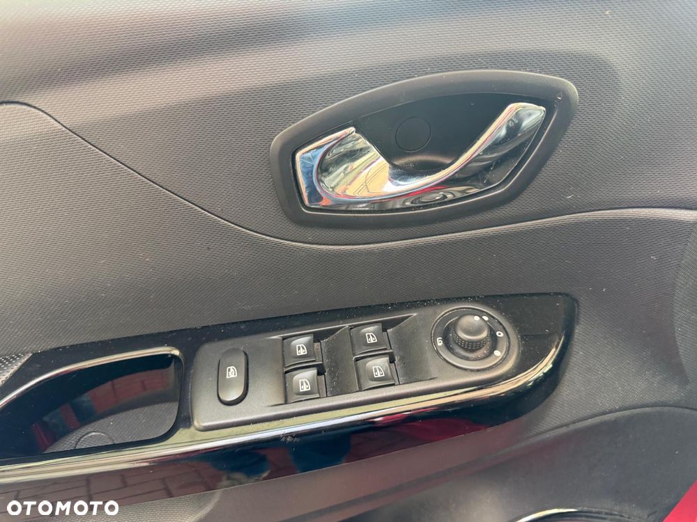 Renault Captur ENERGY TCe 120 EDC LIMITED - 13