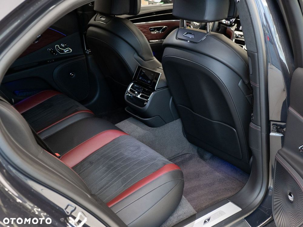 Bentley Flying Spur - 14
