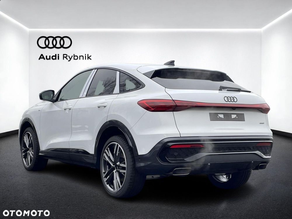 Audi Q5 Sportback - 3