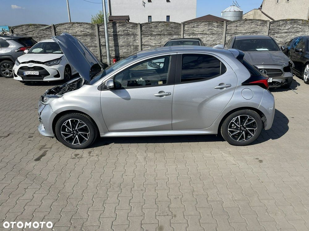Toyota Yaris - 2