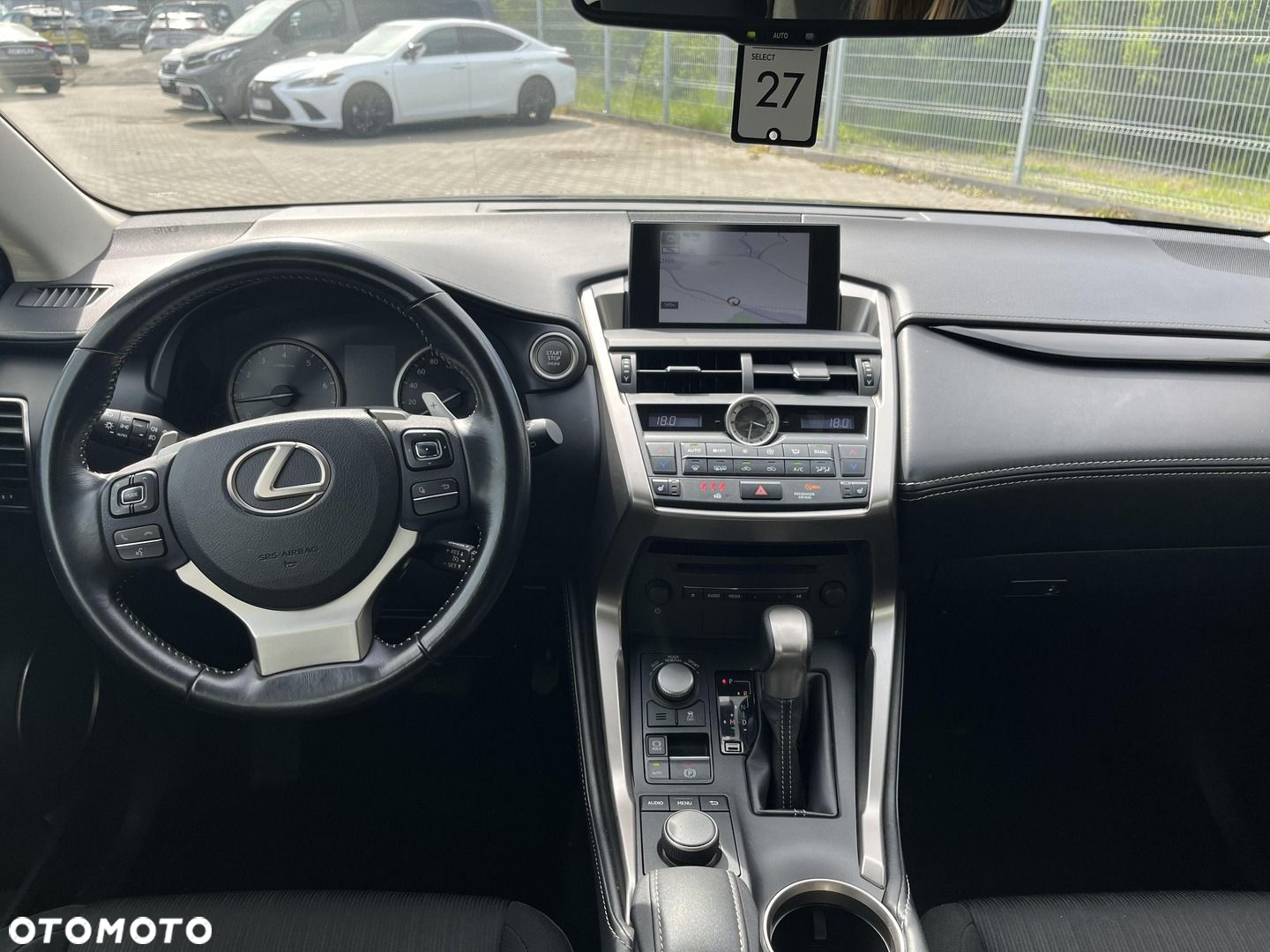 Lexus NX - 11