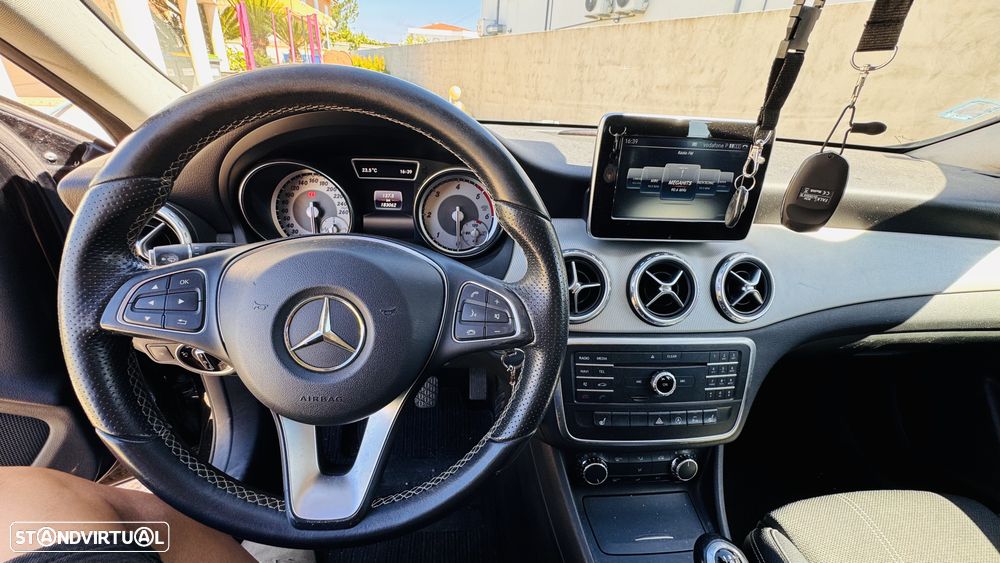 Mercedes-Benz GLA 180 (CDI) d Urban - 7