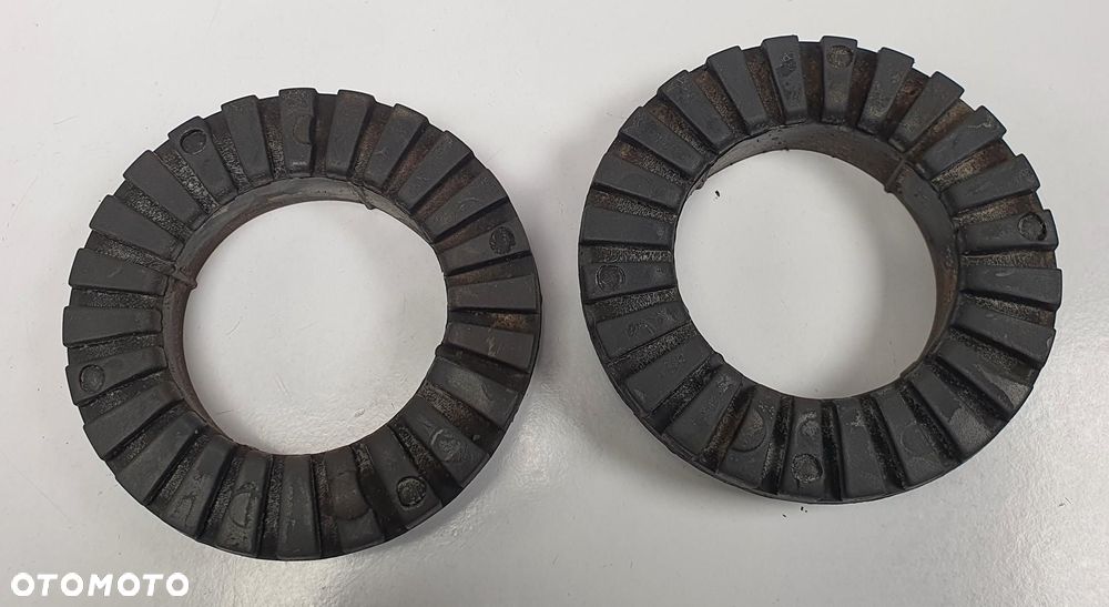 GUMA PODKŁADKA SPRĘŻYNY TYŁ CHEVROLET MATIZ II 96591238 - 4