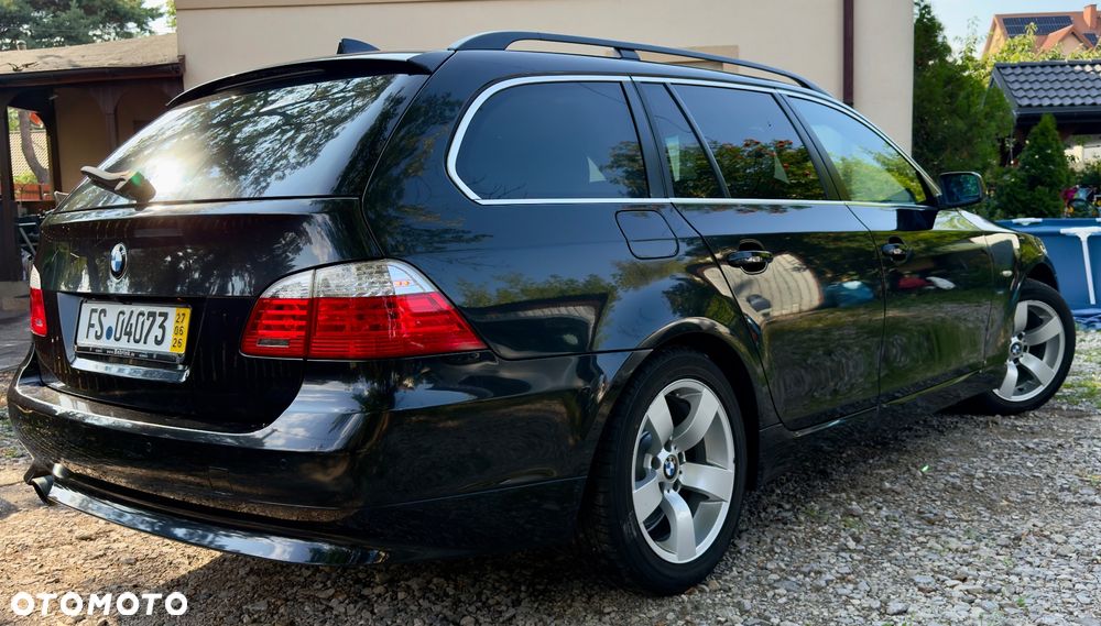 BMW Seria 5 520d Edition Sport - 3