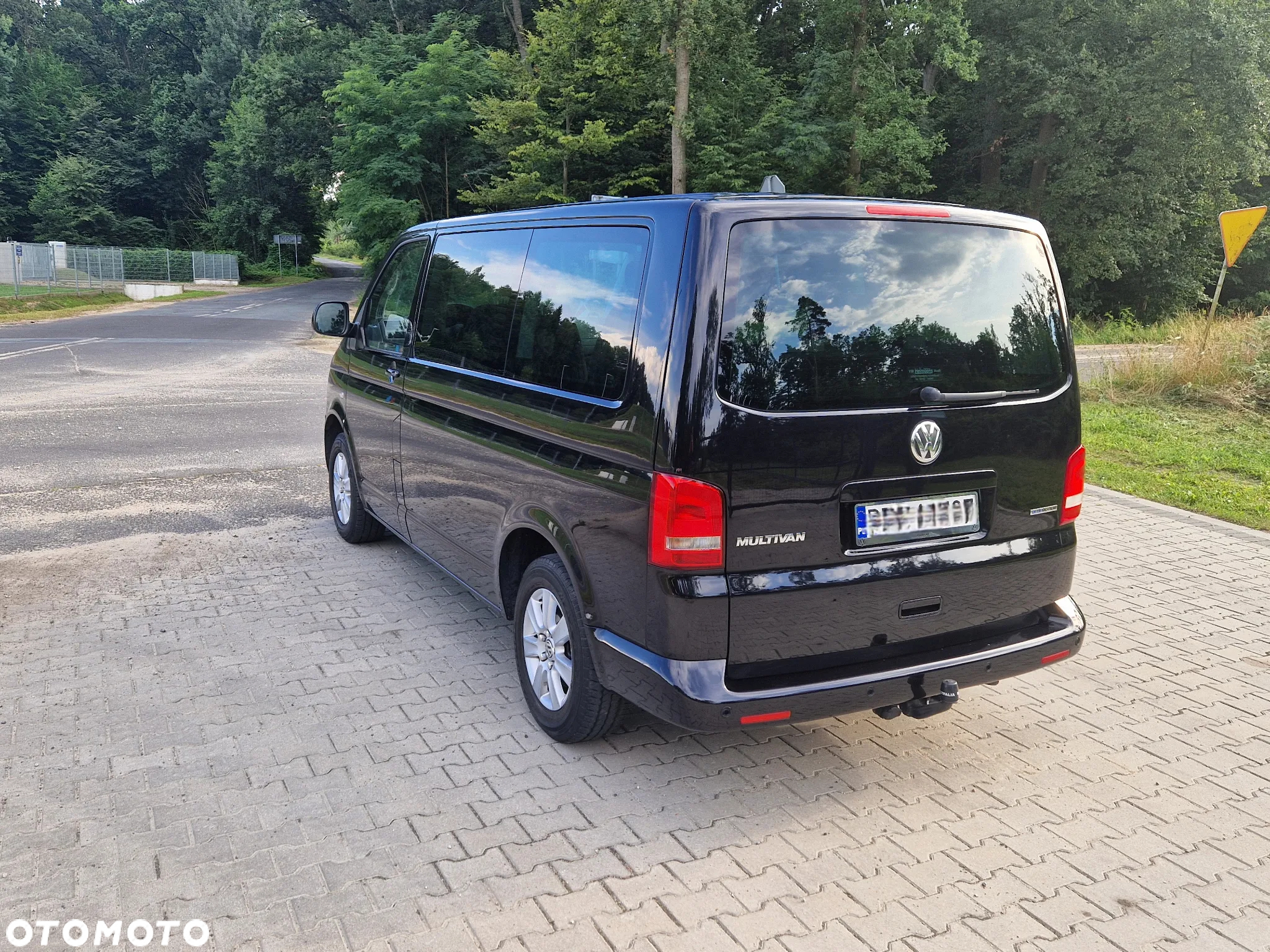 Volkswagen Multivan 2.0 TDI L1 Comfortline - 5