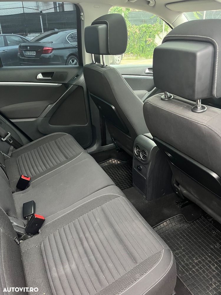 Volkswagen Tiguan 2.0 TDI DPF 4Motion BlueMotion Technology Cup Sport & Style - 12