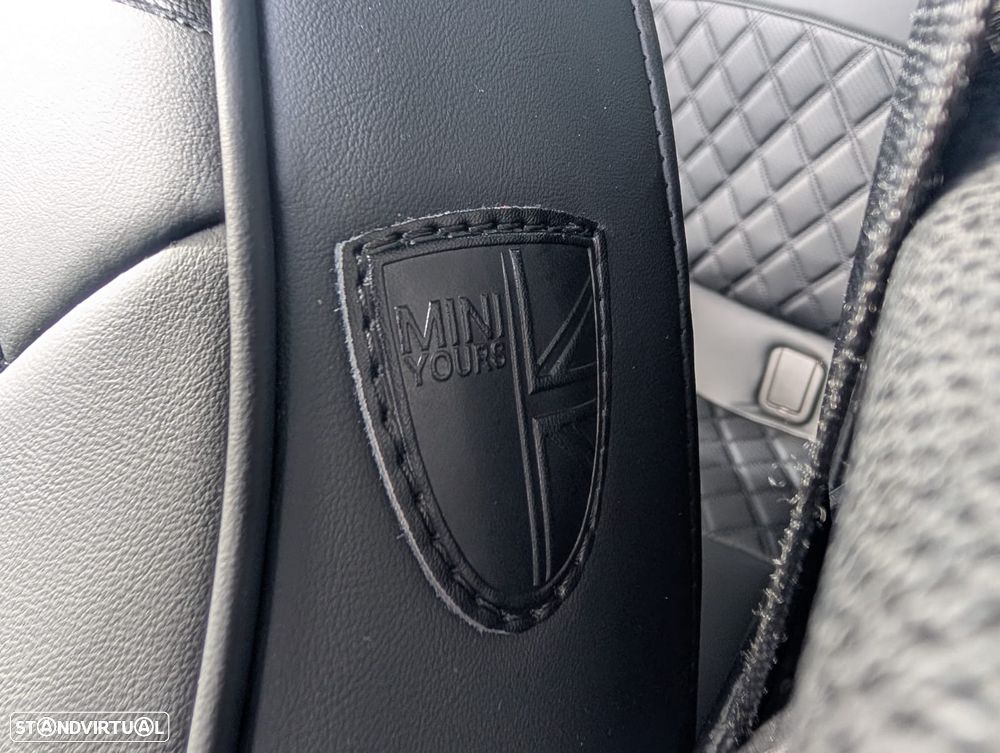 MINI Cabrio Cooper SD - 9