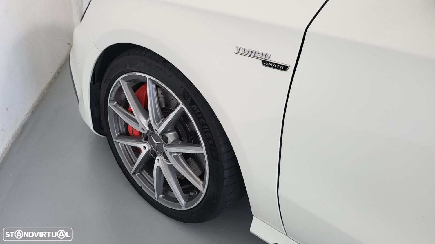 Mercedes-Benz A 45 AMG 4Matic Speedshift 7G-DCT - 8