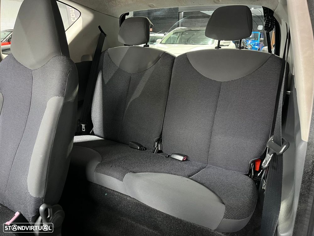 Peugeot 107 1.0 Trendy E4 - 11