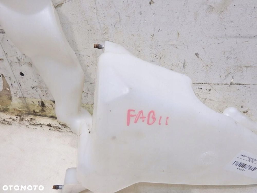 ZBIORNICZEK SPRYSKIWACZY SKODA FABIA II 1.9 TDI 6Q0955453 - 2