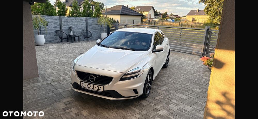 Volvo V40 D2 Geartronic RDesign - 3