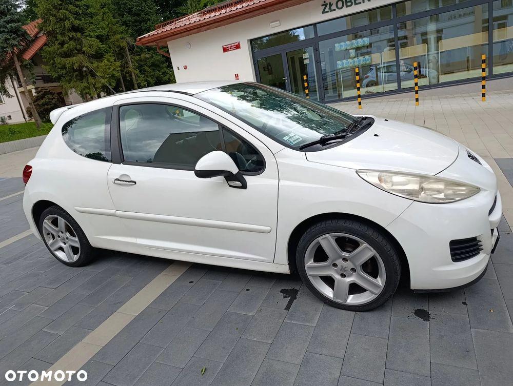 Peugeot 207 1.4 HDi Trendy - 2