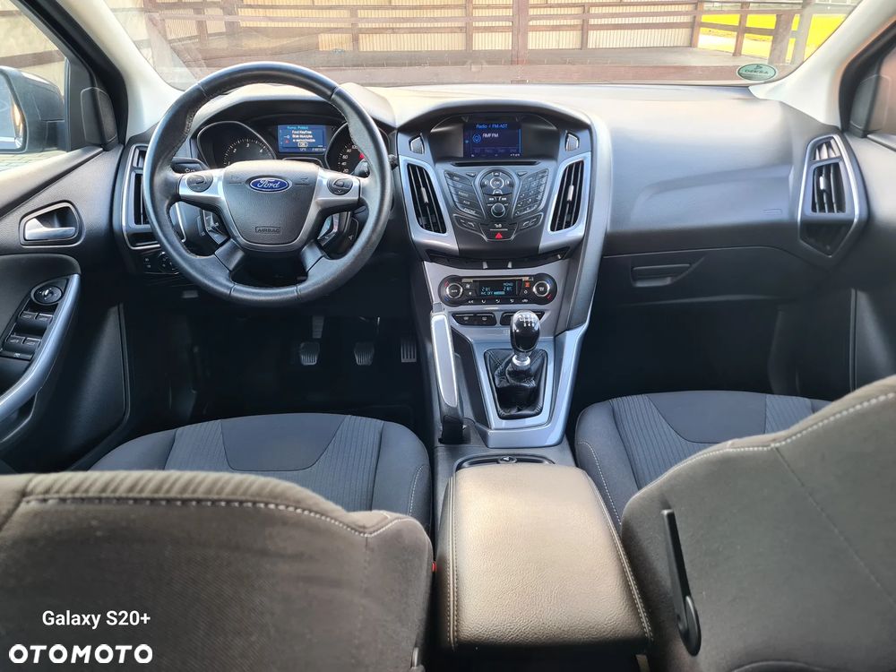 Ford Focus - 8