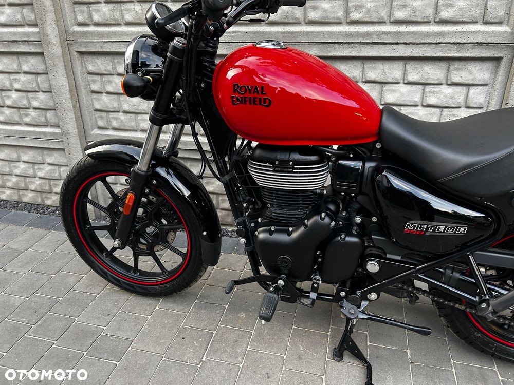 Royal Enfield Meteor - 18