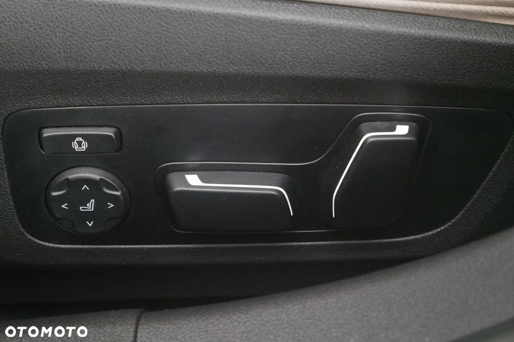 BMW Seria 3 - 38