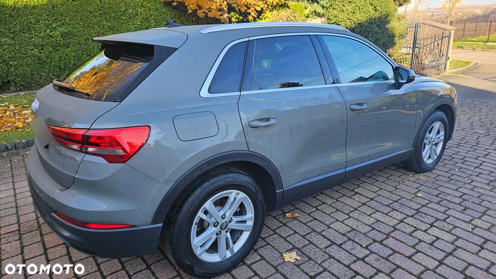 Audi Q3 35 TFSI S tronic - 12