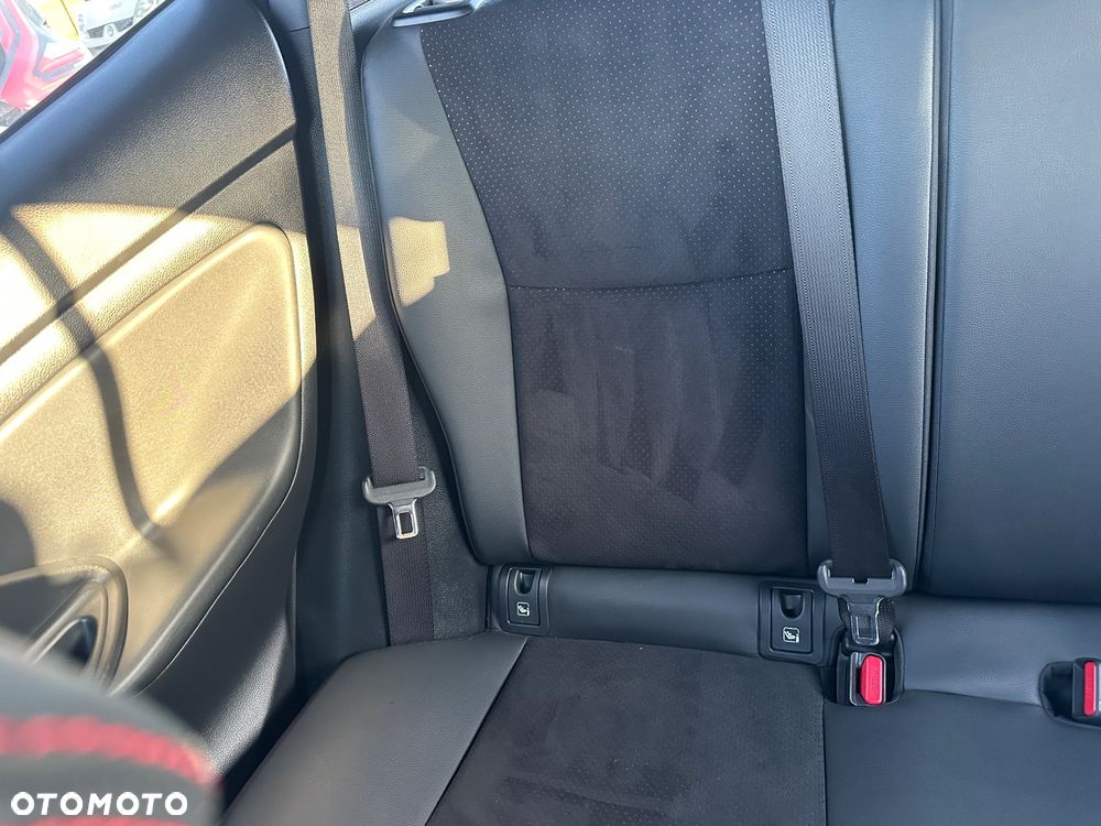 Toyota Yaris Cross 130 1.5 VVT-i GR Sport - 23