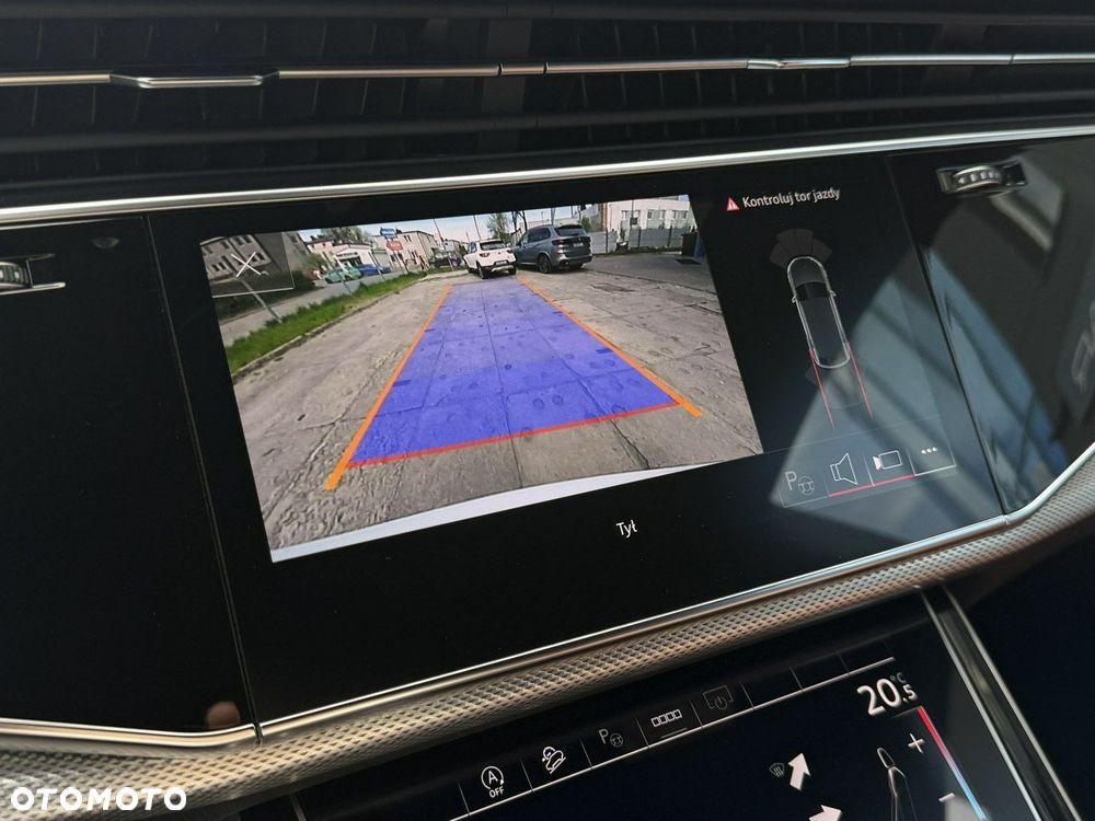 Audi Q8 - 21
