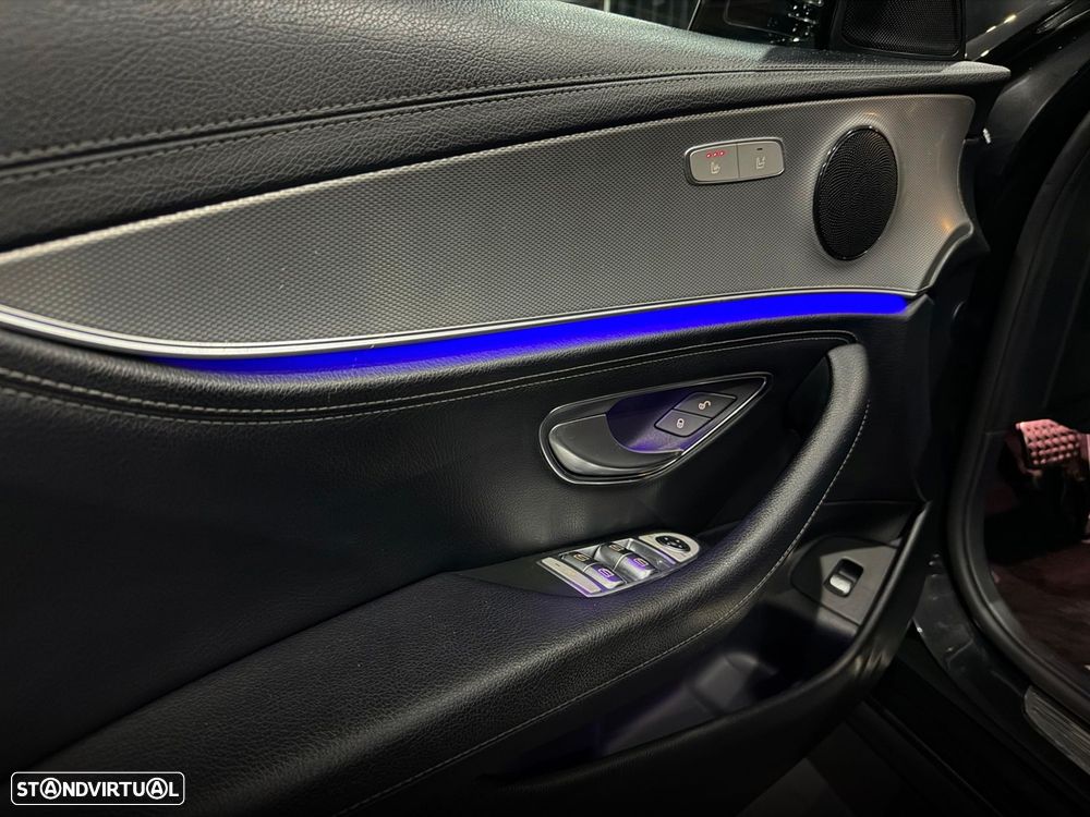 Mercedes-Benz E 220 d 4Matic 9G-TRONIC AMG Line - 15